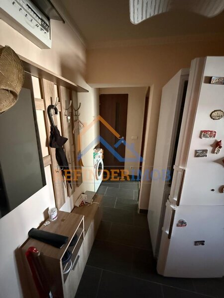 Titan, Aleea Codrii Neamtului, apartament 2 camere.